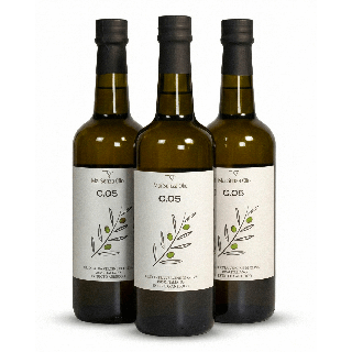 CONFEZIONE DA 3 BOTTIGLIE DI OLIO EVO C.05